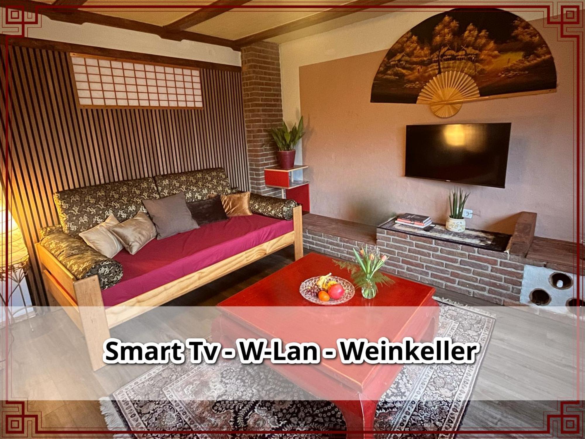 Smallsaigon Apartment Mit Guter Anbindung Zwischen Mosel Und Rhein Leiningen Esterno foto